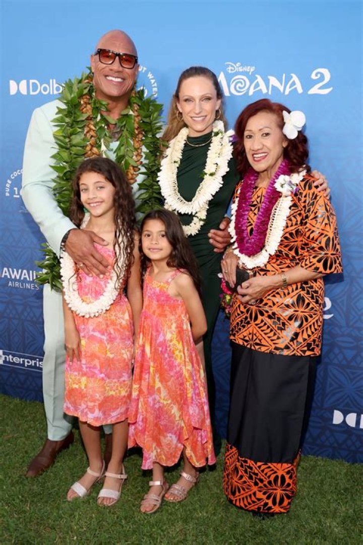 Who Is Dwayne Johnson’s Wife? Learn About His Spouse of 2 Years – Hollywood Life