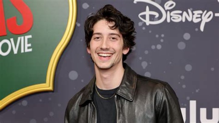 Who Is Jeffrey Brezovar? 5 Things To Know About Milo Manheim’s Dad – Hollywood Life