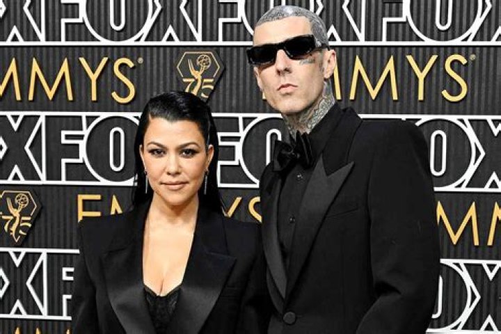 Why Rob Kardashian Skipped Kourtney & Travis Barker’s Wedding – Hollywood Life