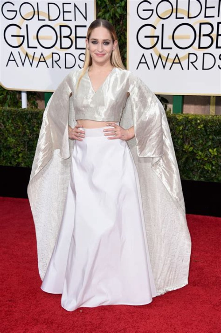 Worst Dressed At Golden Globes 2015 — Fashion Fails & Disastrous Dresses