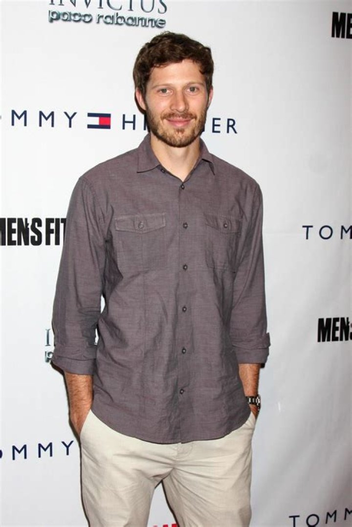 Zach Gilford Celebrity Profile – Hollywood Life